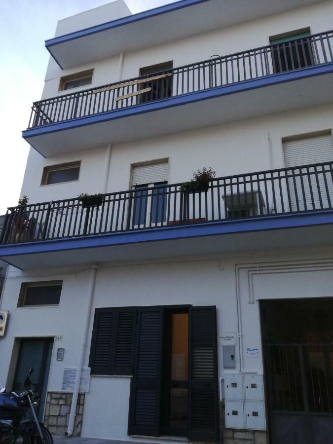 Bed Anthos Porto Cesareo Bed and Breakfast Exteriör bild